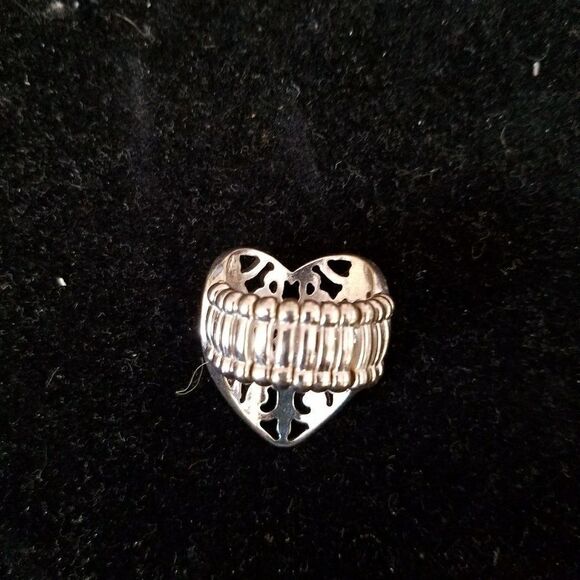 Silver Tone Fashion Ring #4 Unbranded Stretch Band Adjustable Jewelry - Picture 2 of 2